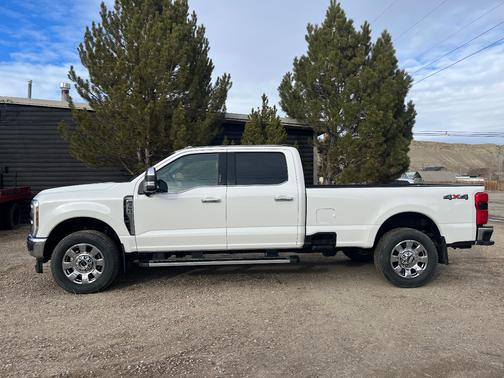 2024 Ford F-350 Lariat