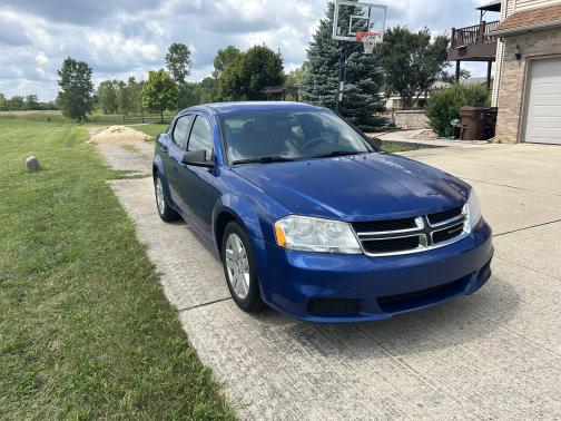 2012 Dodge Avenger SE