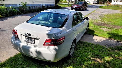 2011 Toyota Camry LE