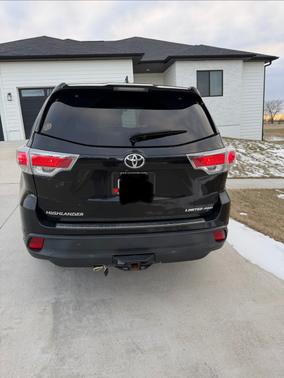 2016 Toyota Highlander Limited Platinum