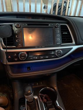 2016 Toyota Highlander Limited Platinum