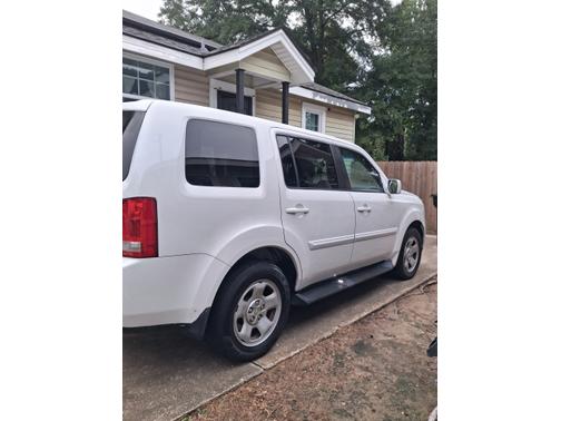 White 2014 Honda Pilot LX