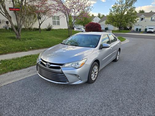 Silver 2017 Toyota Camry LE