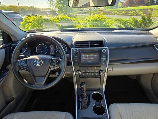 Silver 2017 Toyota Camry LE