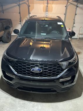 Black 2023 Ford Explorer ST-Line