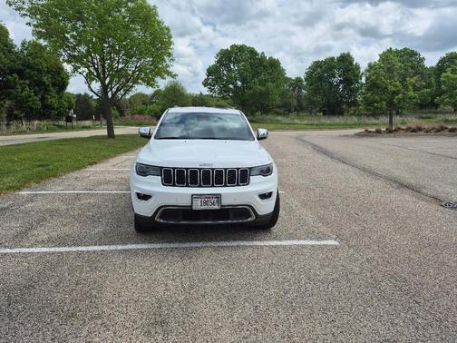 White 2017 Jeep Grand Cherokee Limited