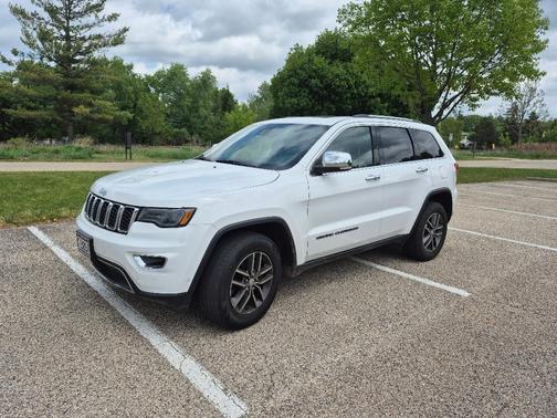 White 2017 Jeep Grand Cherokee Limited