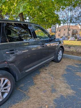 Gray 2022 Kia Telluride LX