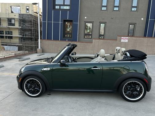 2012 MINI Cooper S Base