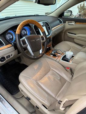 2013 Chrysler 300C Base