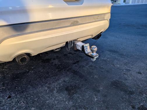 White 2014 Ford Escape SE