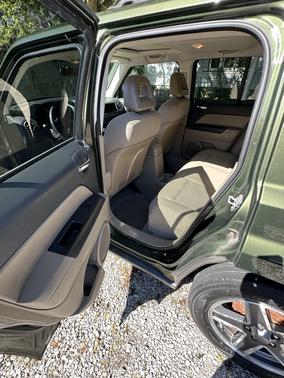 Green 2009 Jeep Patriot Sport