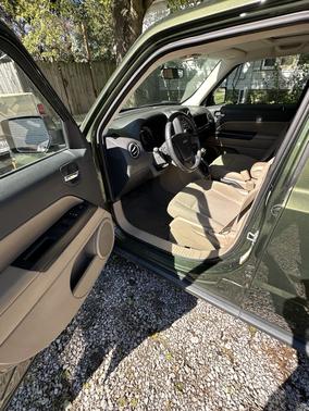 Green 2009 Jeep Patriot Sport