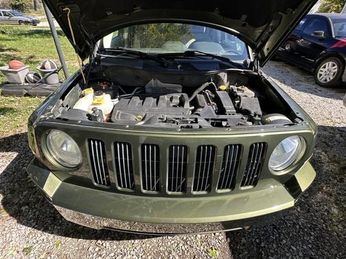 Green 2009 Jeep Patriot Sport