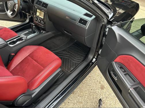 2014 Dodge Challenger SXT