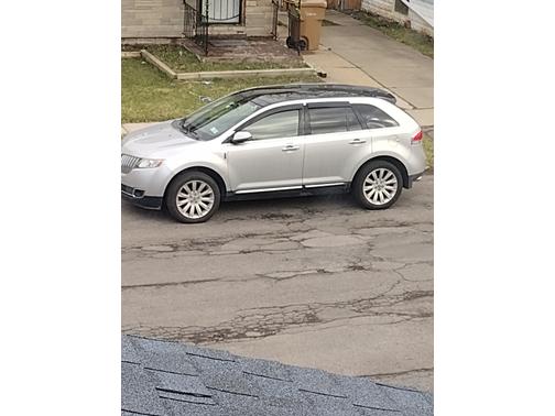 2012 Lincoln MKX Base