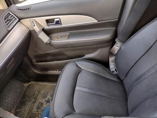 2012 Lincoln MKX Base