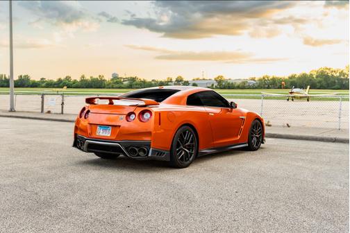 2017 Nissan GT-R Premium