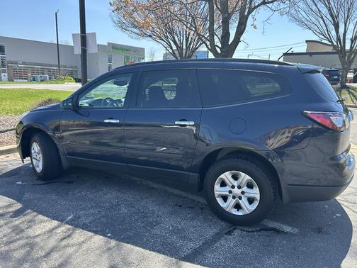 Blue 2015 Chevrolet Traverse LS