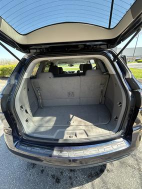 Blue 2015 Chevrolet Traverse LS