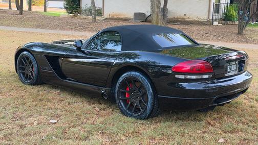 Black 2003 Dodge Viper SRT-10