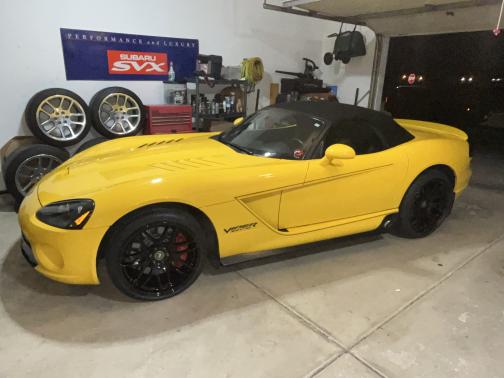 2005 Dodge Viper SRT-10