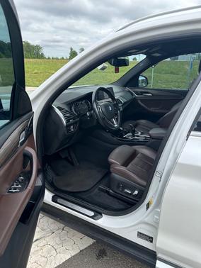 White 2019 BMW X3 xDrive30i