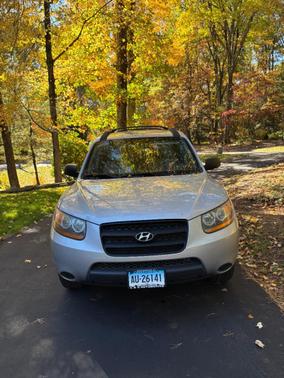 Gray 2009 Hyundai SANTA FE GLS