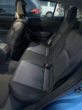 2017 Subaru Impreza 2.0i