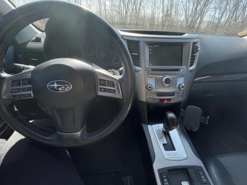 2013 Subaru Legacy 2.5i Limited