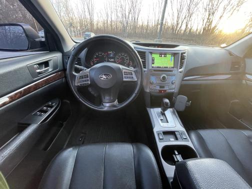 2013 Subaru Legacy 2.5i Limited