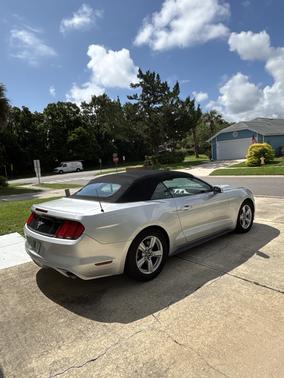2016 Ford Mustang V6