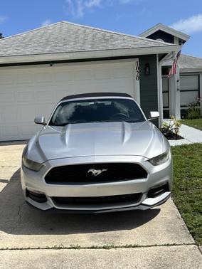 2016 Ford Mustang V6
