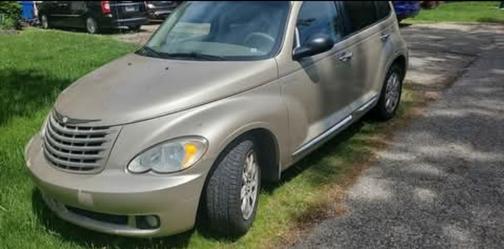 Gold 2006 Chrysler PT Cruiser Limited