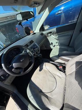 Black 2007 Ford Focus SE