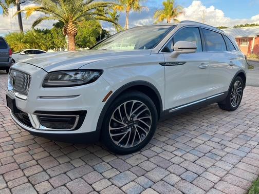 2019 Lincoln Nautilus Reserve