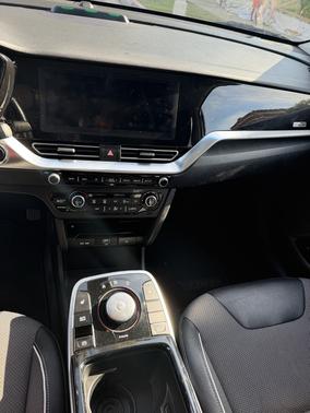 Blue 2022 Kia Niro EV EX