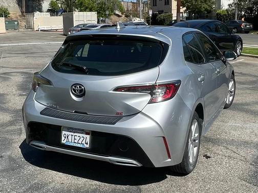 Silver 2019 Toyota Corolla SE
