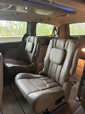 White 2013 Chrysler Town & Country Touring-L