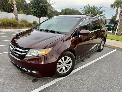Red 2015 Honda Odyssey EX