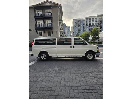 2021 Chevrolet Express 3500 LT