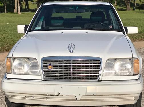 White 1994 Mercedes-Benz E-Class E320