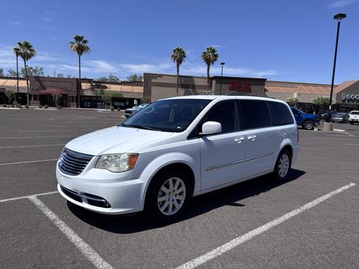 White 2014 Chrysler Town & Country Touring