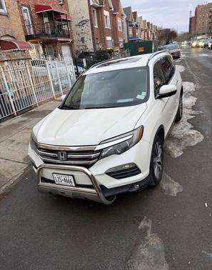 Gold 2016 Honda Pilot Touring