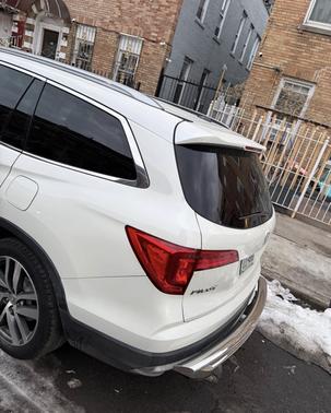 Gold 2016 Honda Pilot Touring