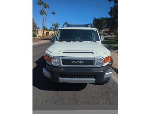 2014 Toyota FJ Cruiser Base