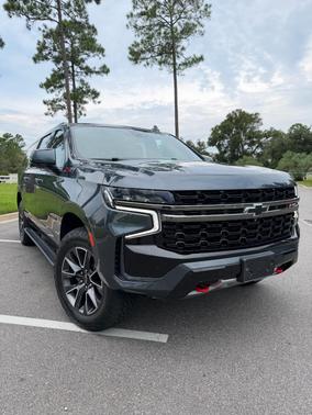 Gray 2021 Chevrolet Suburban Z71