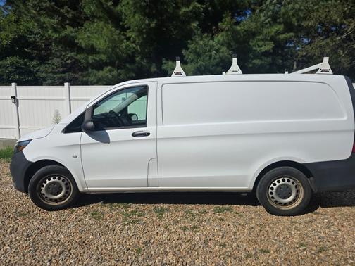 2018 Mercedes-Benz Metris Base