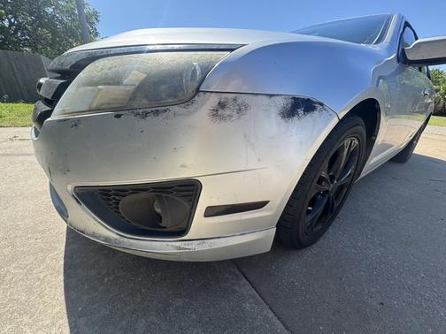Silver 2012 Ford Fusion SE