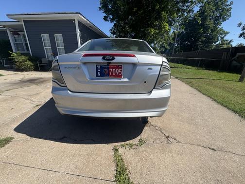 Silver 2012 Ford Fusion SE